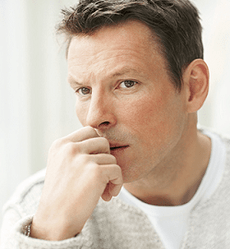 muž myslel na výtok během vzrušení